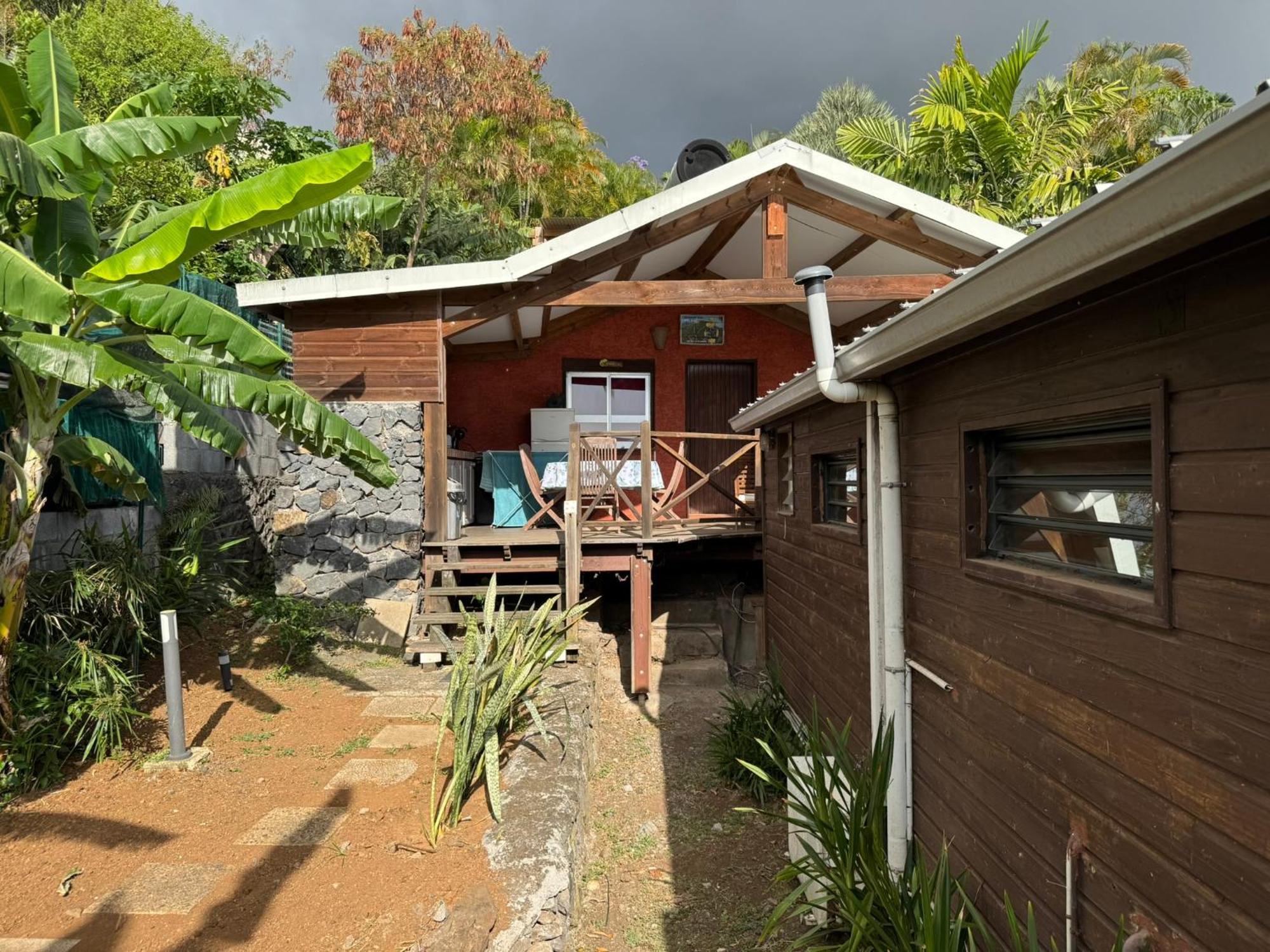 La Bananeraie Apt 35M2 Piscine Jardin Tropical Parking Prive Saint-Leu Exterior photo